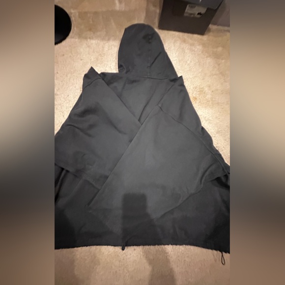 YZY Gap Pullover - Picture 3 of 3